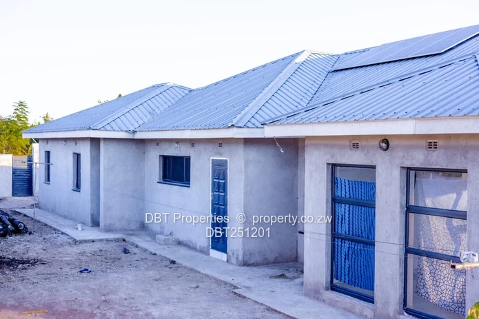 Spacious 4-Bed Seke Home — Metal Roof, Borehole