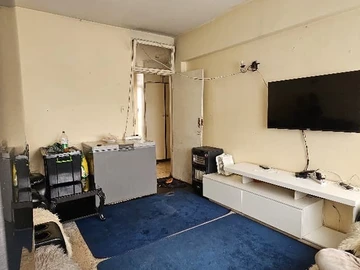Flat & Apartment