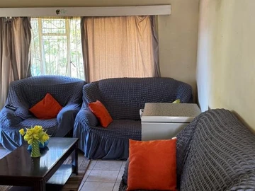 2 Bedroom Flat & Apartment