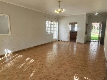 3 Bedroom Garden Flat