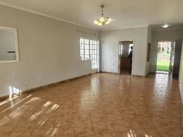 3 Bedroom Garden Flat